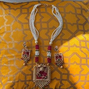 Elegant Gold and Red Beaded Necklace Set